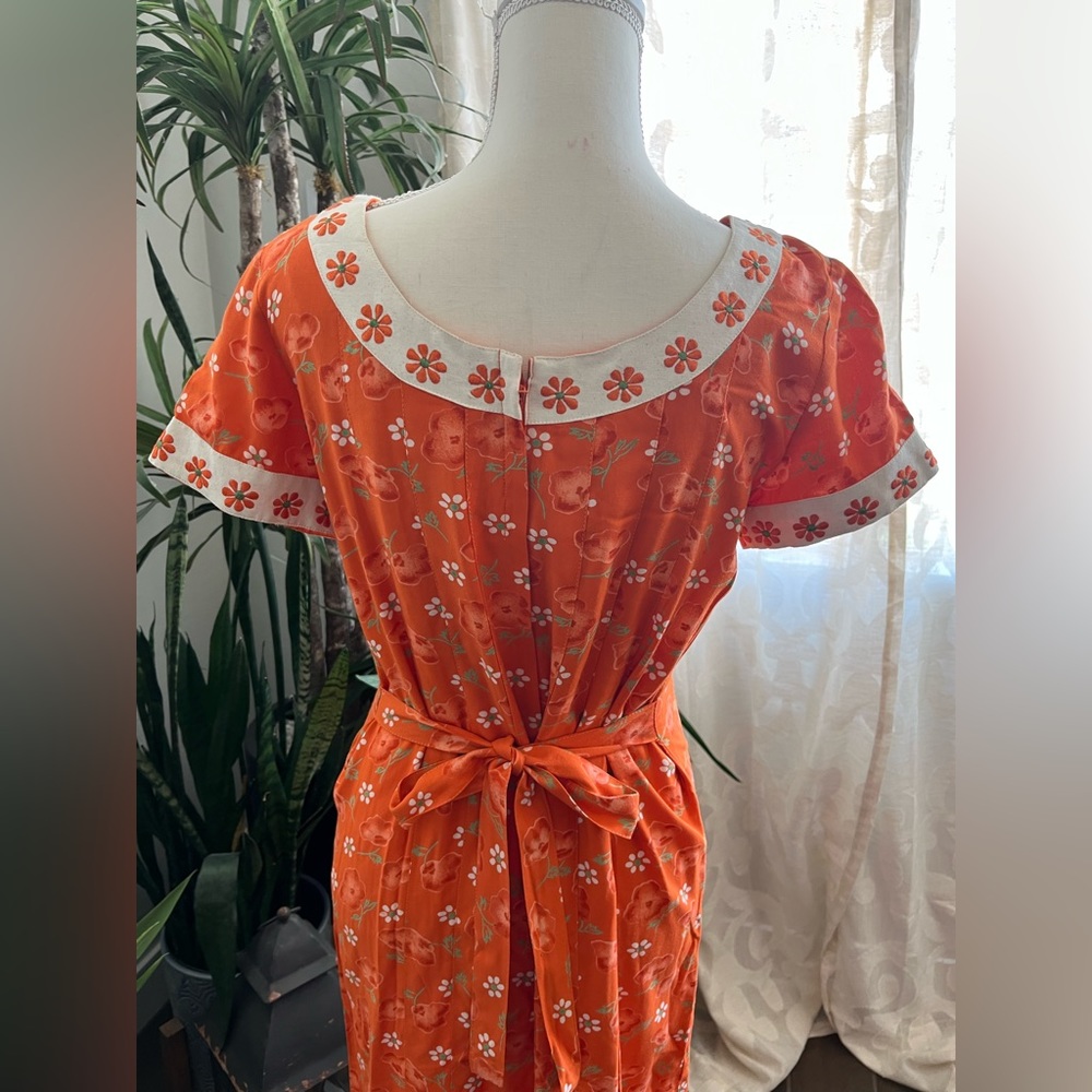 Host pick 😍😘Vintage 60s pleated mod maxi dress - Picture 2 of 9